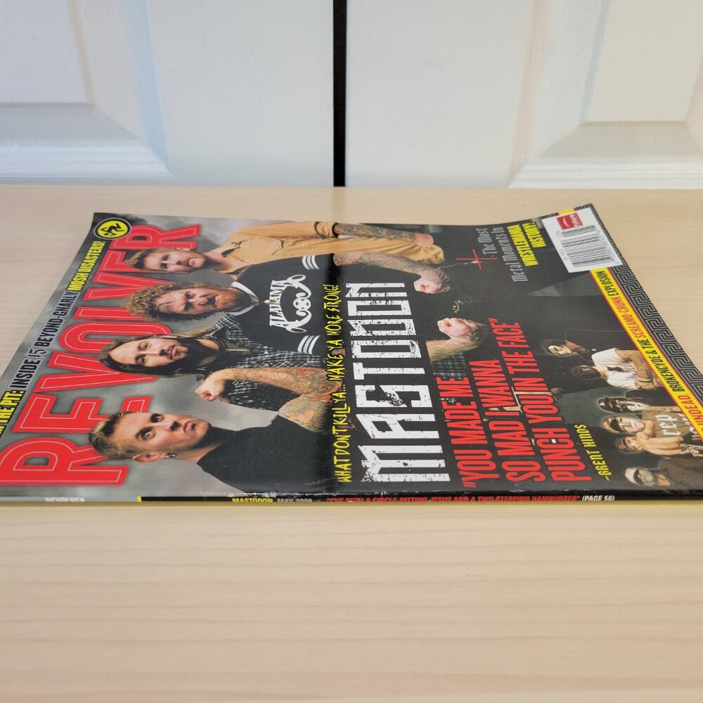 REVOLVER Magazine #80 May 2009 MASTODON Static-X Wrestlemania Hollywood Undead - Picture 7 of 7